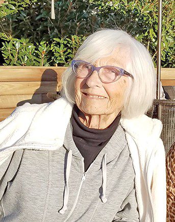 Kay Ahrens