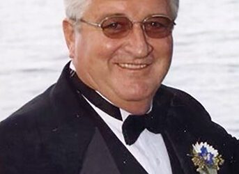 Philip Dean Den Herder